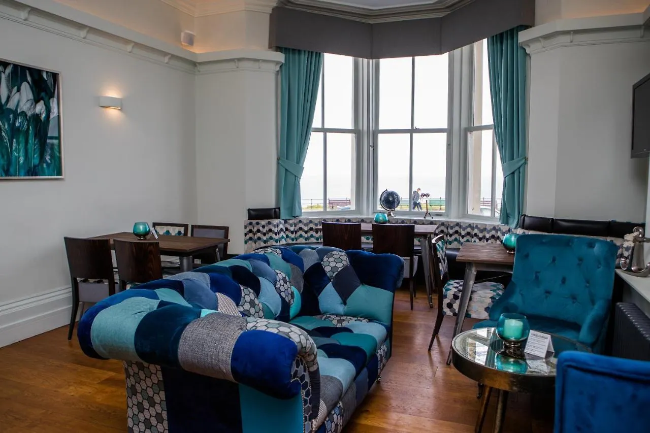 Delmont Hotel & View Restaurant Scarborough 3*,