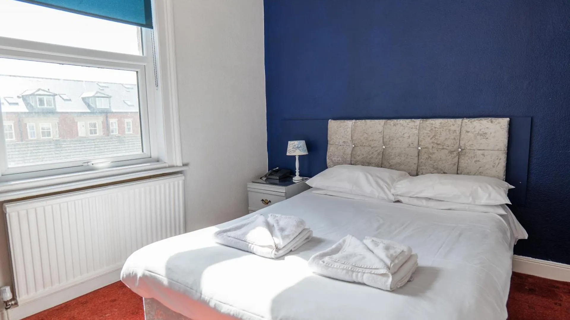 Delmont Hotel & View Restaurant Scarborough