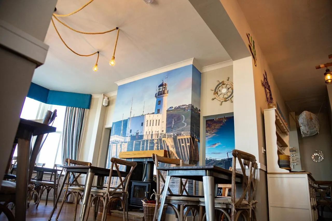 Delmont Hotel & View Restaurant Scarborough